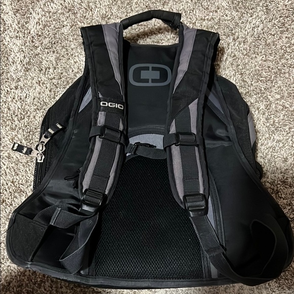 OGIO Black and Gray Durable Backpack - Picture 2 of 5